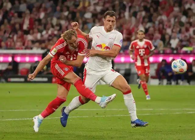 包含欧冠今晚再迎强敌，门兴格拉德巴赫回应争议，主帅态度：气氛紧张，临场指挥获称赞的词条