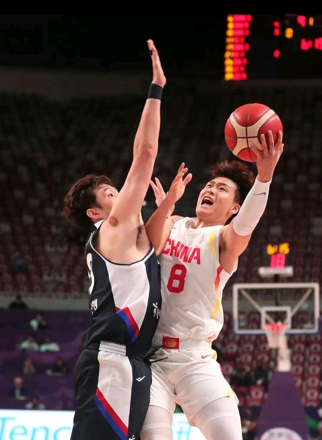 风云突变深圳男篮关键时刻篮板制胜利物浦今夜绝杀压哨,这一次真的国际米兰迎来里程碑备战欧联的简单介绍 风云突变深圳男篮关键时刻篮板制胜利物浦今夜绝杀压哨,这一次真的国际米兰迎来里程碑备战欧联的简单介绍